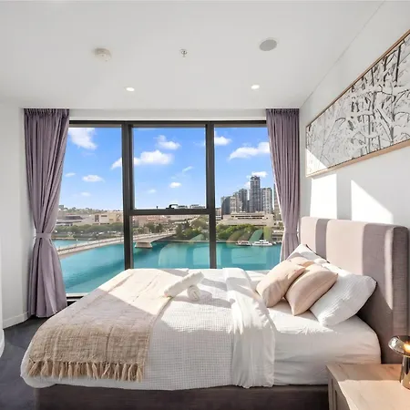 One Sky - Sleep 6 - Pools Cinema Sauna Gym Free Parking * Brisbane