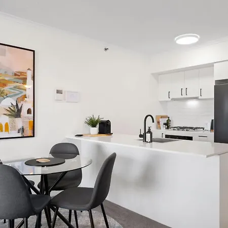 Apartment Oasis 2bed-1bath-1car-views *