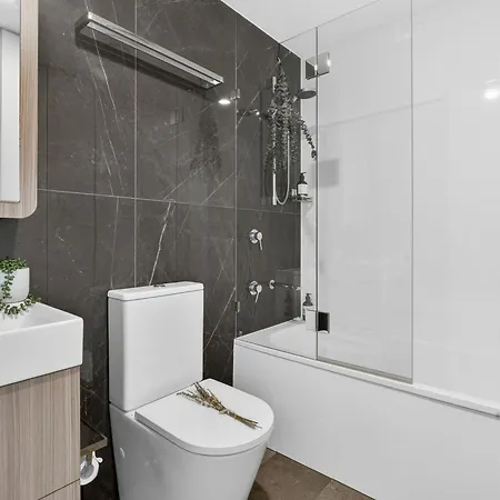 31f Premium 3br Skyline River Views One Brisbane