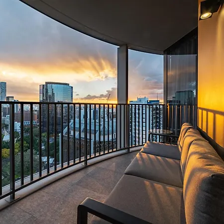 Lux 20th Floor 2br 2bath, Infinity Pool, Gym, Wifi Apartment Brisbane