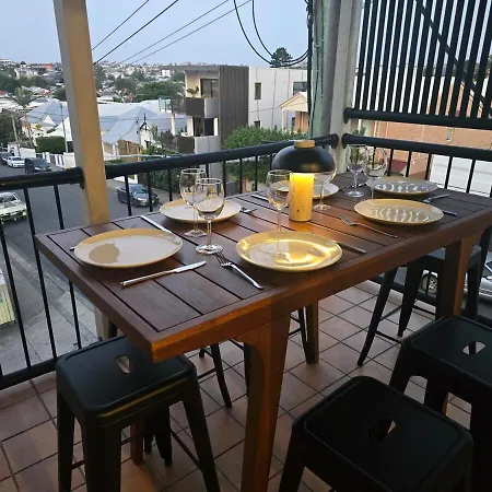 Apartment Romance And Rhythm Loft Above The Beat Of The Brisbane
