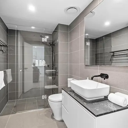 Luxury High-floor 1br Retreat With Balcony * Brisbane