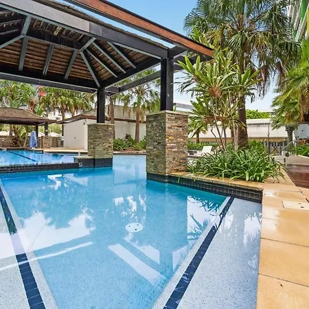 Apartment Penthouse Sleeps 8 - Cbd Views - Pools- Games - Baby Brisbane