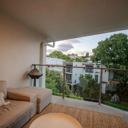 Sleeps 8 Near Uq 10 Mins Cbd Dual Living Brisbane