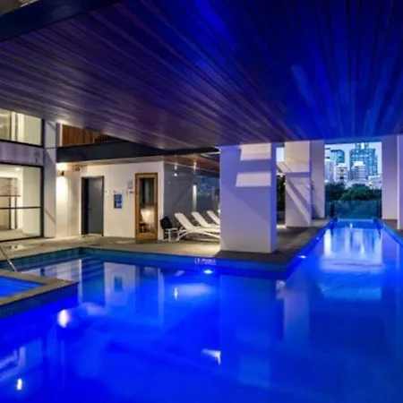 Stylish 1br With Pool & Gym *