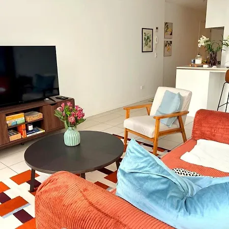Apartment Stylish 1br With Pool & Gym *