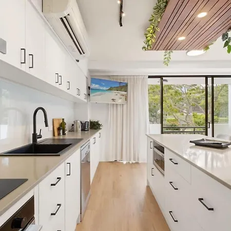 Apartment Hideaway - Pool Gym Bbq Tennis Court *