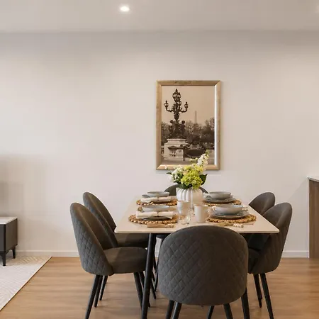 Apartment Riverside Modern 2br East With Parking Brisbane