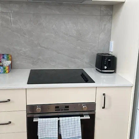 Apartment Queenslander Hideaway - Heart Of New Farm *