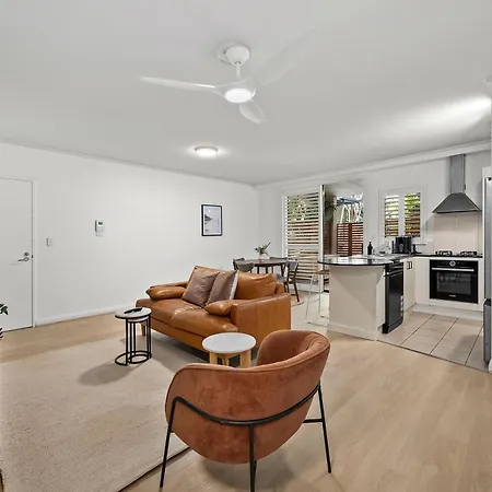 Resort-style 3br River And Hosp Parking And Pool Apartment *
