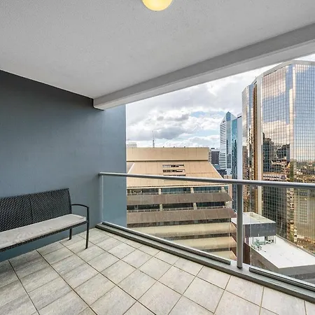 With Stunning River Views Up To 6 Guests And 2 Parking Apartment Brisbane