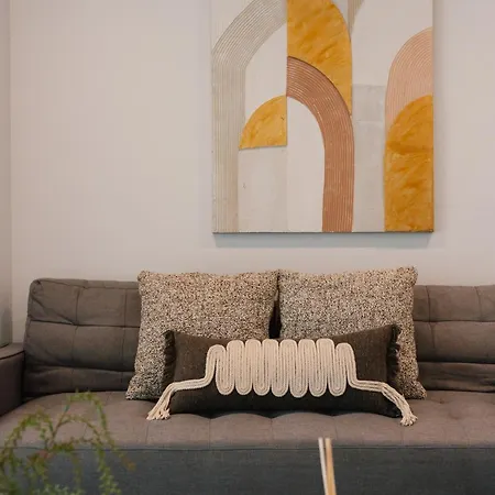 2b2b High Floor With Riverview & Parking * Brisbane