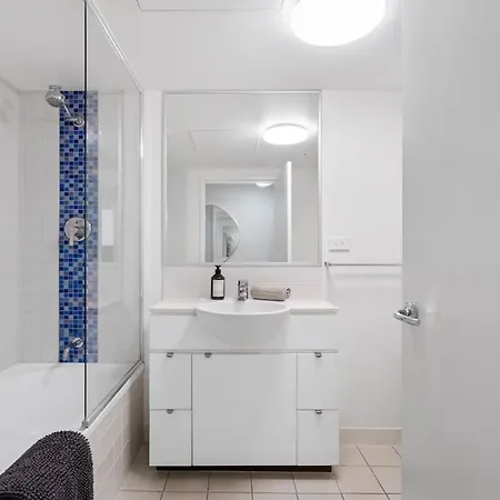 Apartment Escape 2bed-2bath-1car-pool-views - Cbd Brisbane