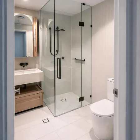 Cloud Nine | Designer Views On Level 61 Apartment *