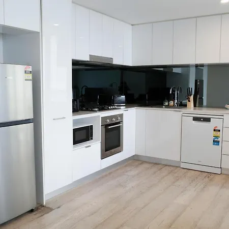 Kozyguru | South | Prime Skyline Retreat Apartment Brisbane