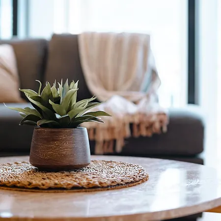 Lux 20th Floor 2br 2bath, Infinity Pool, Gym, Wifi Apartment *
