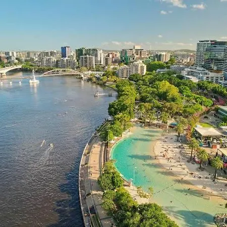 Cozy 2br In Apartment Brisbane