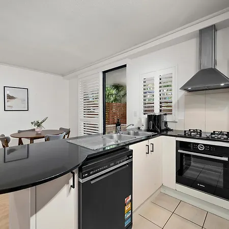 Apartment Resort-style 3br River And Hosp Parking And Pool Brisbane