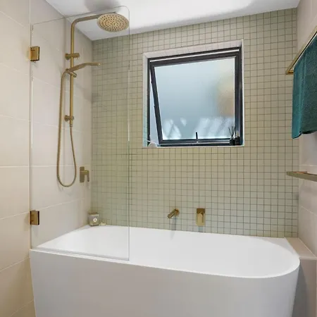 Peaceful 1-bed Near Brisbane's Heart * Brisbane