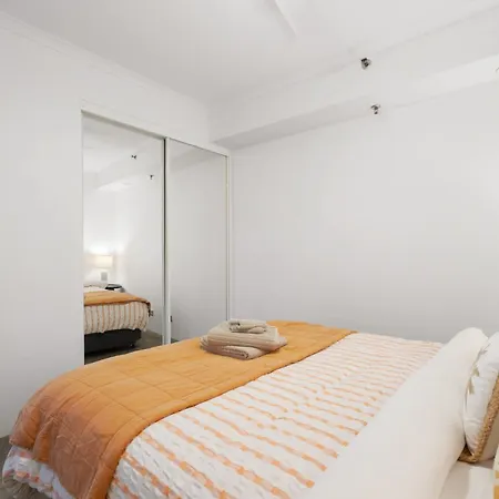 Oasis 2bed-1bath-1car-views