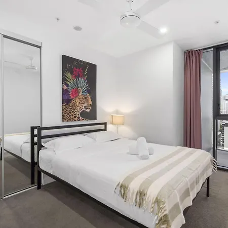 Big And Modern 3br Southbank Apartment Brisbane