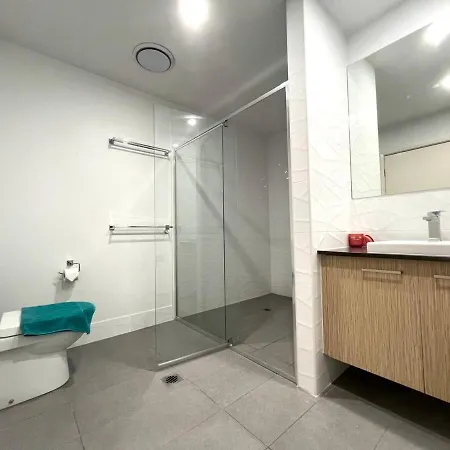 Cannon Hill 2br Retreat With Patio & Parking *