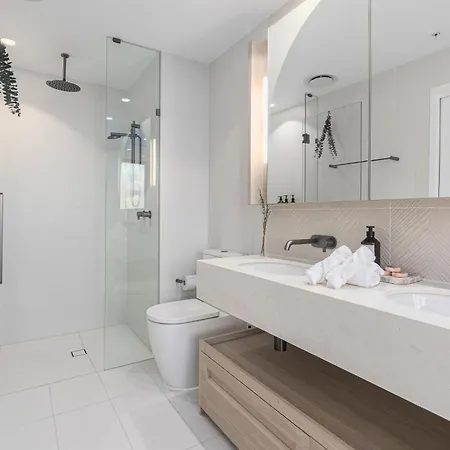 3 Bedroom Luxury In The Sky * Brisbane