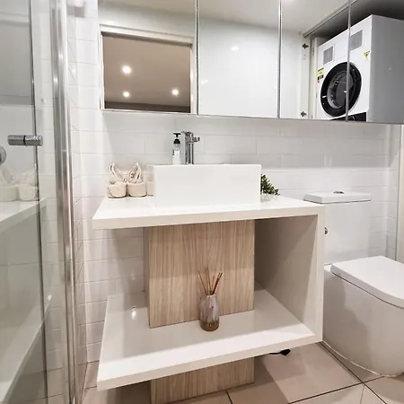 Portside Wharf Retreat With 1 - Bedroom King Bed Apartment Brisbane