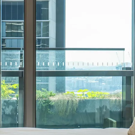 Queens Wharf Charm W/ Balcony Views - Lv 15 - Apartment *