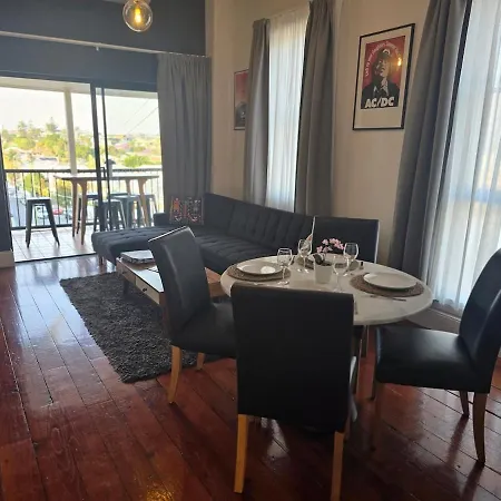 Apartment Romance And Rhythm Loft Above The Beat Of The Brisbane