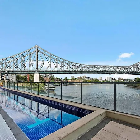 Oasis 2bed-1bath-1car-views Brisbane