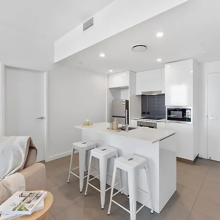 Apartment Penthouse Sleep 6 - Cbd Views - Pools - Games - Baby Brisbane