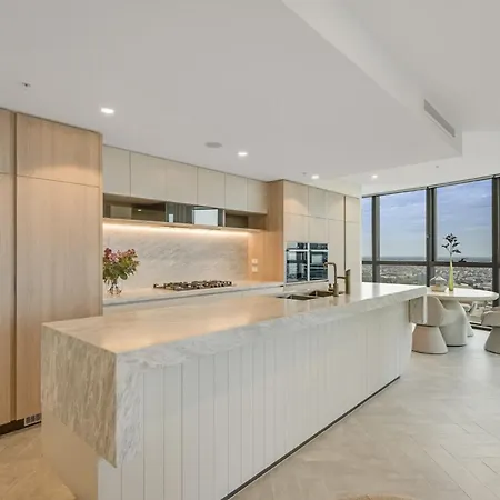 Cloud Nine | Designer Views On Level 61 Apartment Brisbane