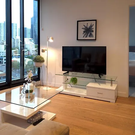 Alfred Street Retreat - 2Br With Parking A Pool & Gym * Brisbane