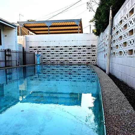 Apartment Peaceful, Pool, Lowtox, B'fast Included, Yoga Yard *