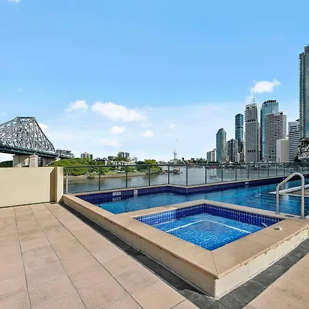 Oasis 2bed-1bath-1car-views Brisbane