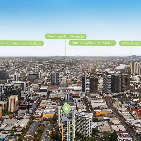 Apartment Penthouse Sleep 6 - Cbd Views - Pools - Games - Baby Brisbane