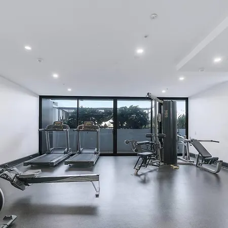 Windward - Inner-city Skyline With Pool Access Apartment Brisbane