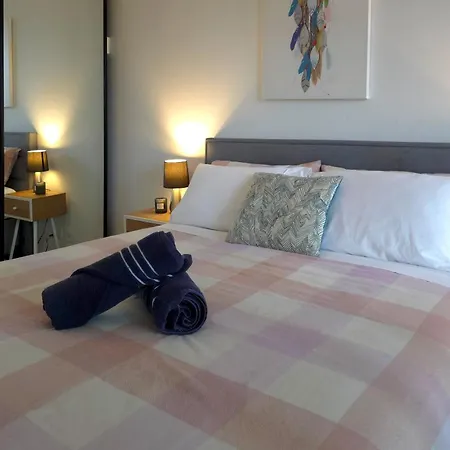 Alfred Street Retreat - 2Br With Parking A Pool & Gym * Brisbane