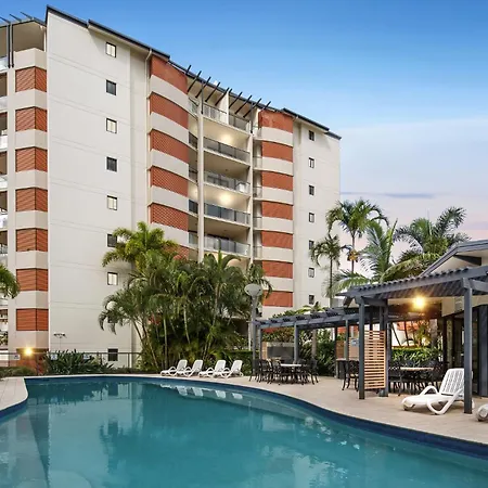 Resort-style 3br River And Hosp Parking And Pool