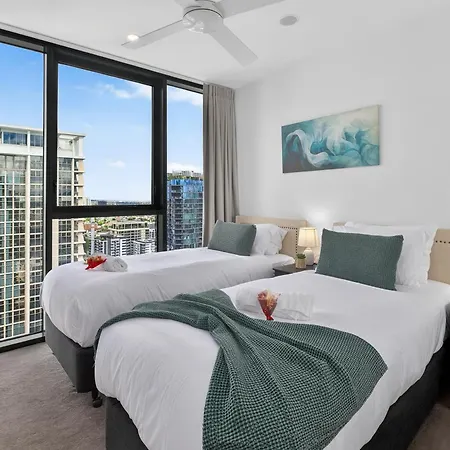 31f Premium 3br Skyline River Views One Apartment Brisbane
