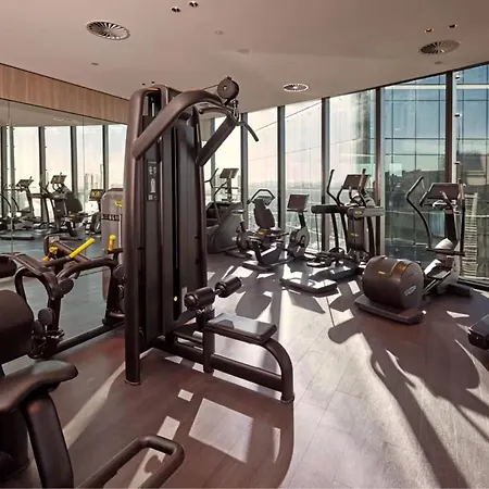 One Sky - Sleep 6 - Pools Cinema Sauna Gym Free Parking * Brisbane