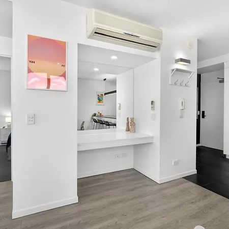 Apartment Luxury 2bed2bath With Pool, Parking, Gym And Views