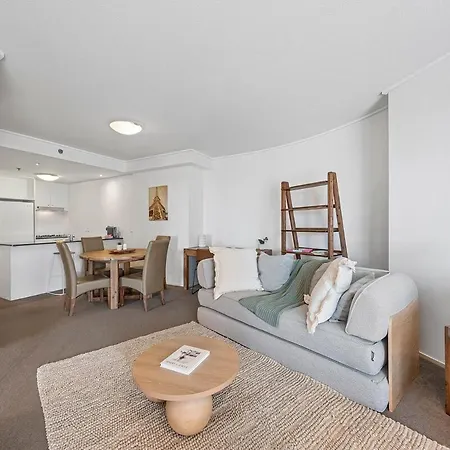 Apartment With Stunning River Views Up To 6 Guests And 2 Parking Brisbane