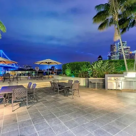 Oasis 2bed-1bath-1car-views