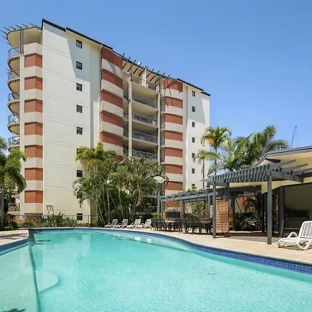 Apartment Resort-style 3br River And Hosp Parking And Pool
