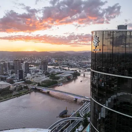 Botanic Serenity - Qwr Lv 49 Luxury | Bne River - Apartment