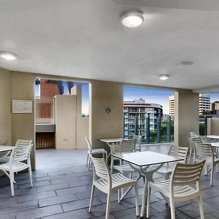 Two-bedroom Escape I Mantra On Queen Brisbane