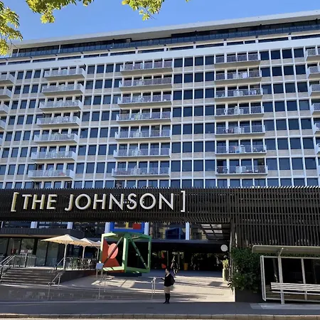Stylish Escape - Views & Perks * Brisbane