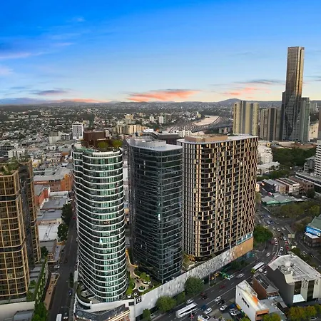 Apartment Twilight Views 2br In Fortitude Valley & Parking